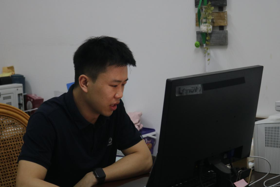 喜迎二十大 青春颂百年——化学2026世界杯官方合作网站召开2022年主题党团课