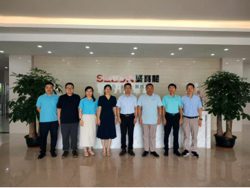 世界杯官网教师走访聚赛龙公司 深化实习就业基地建设与产学研合作​​